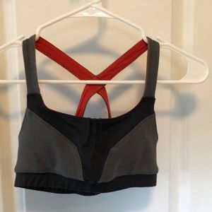 Oiselle sports bra size 4 (small)